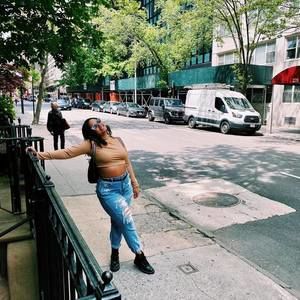 Meet your Posher, Ashley